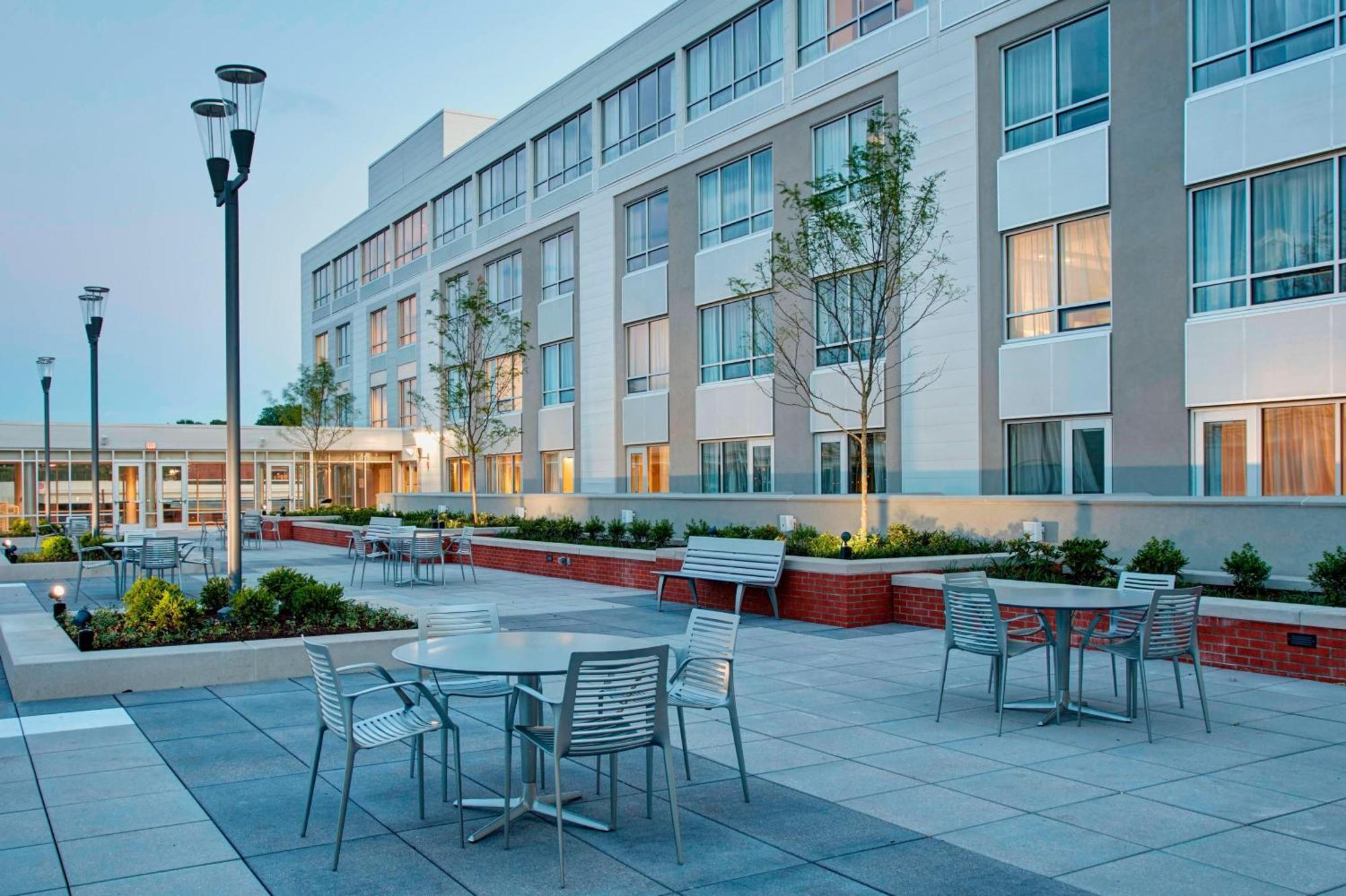 Hotel Courtyard By Marriott Erie Bayfront Zewnętrze zdjęcie